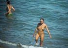 Nude babe exposed by beach hunters