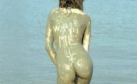 869-Sexy-nude-lady-covered-in-mud.jpg