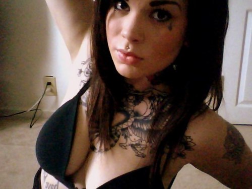 Alt babe with nice tattoos