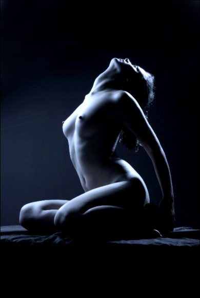 Artistic photo of a nude girl